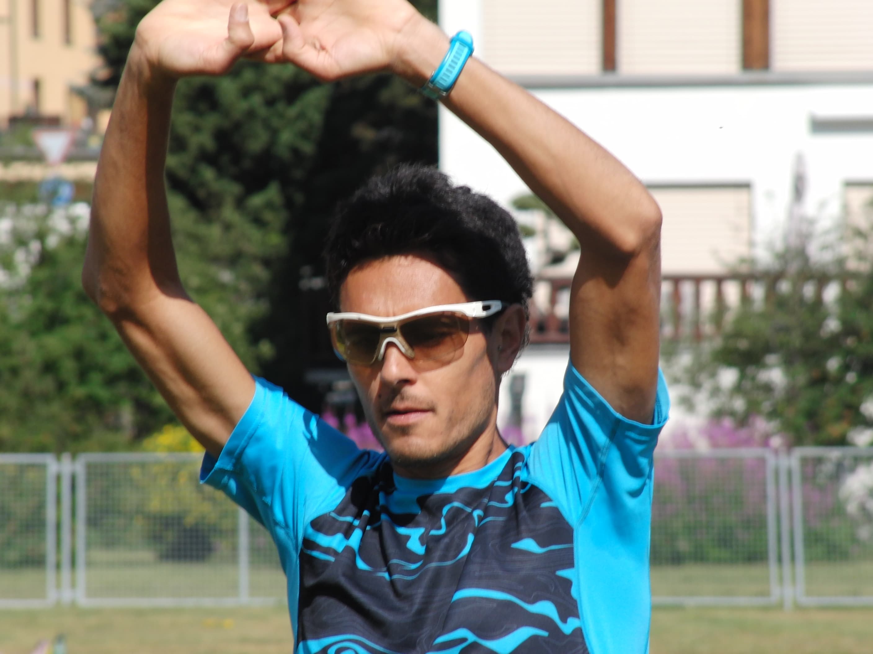Daniele Meucci durante un allenamento